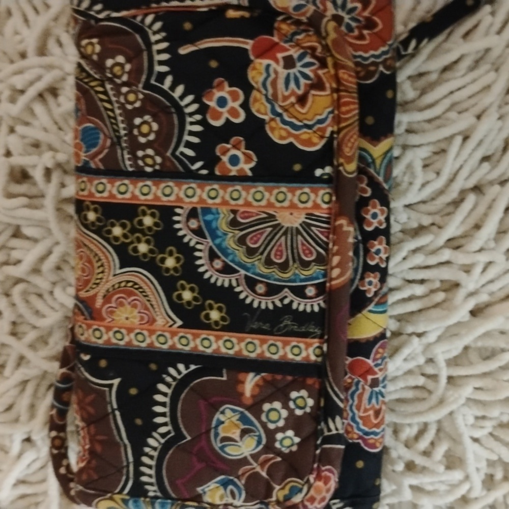 Vera Bradley Kensington Cross body wallet - Picture 11 of 11